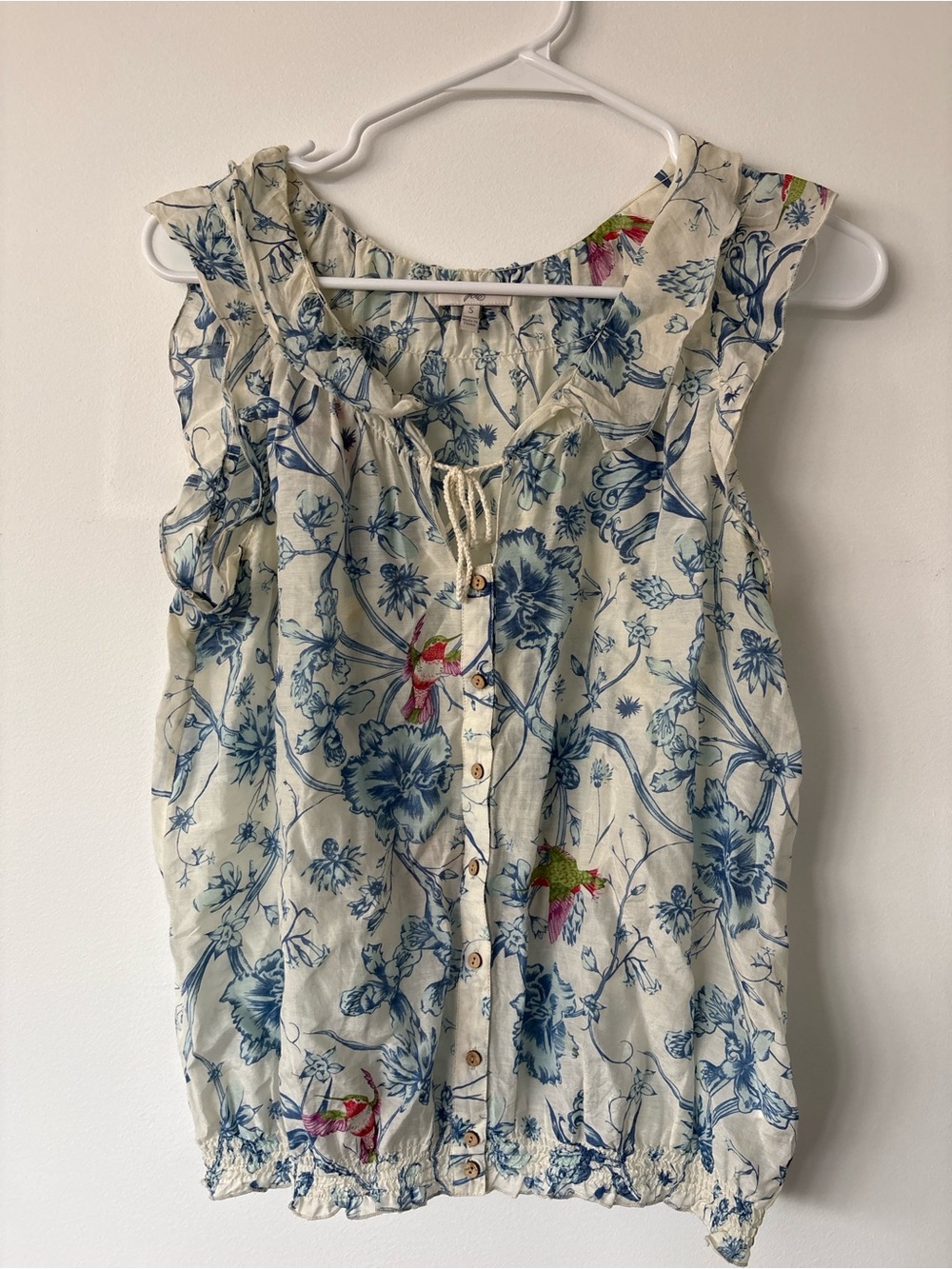Joie Blue Floral Print Sleeveless Top on Cream